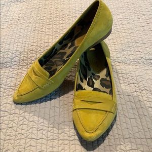 Jessica Simpson womens 10 work shoes mustard suede